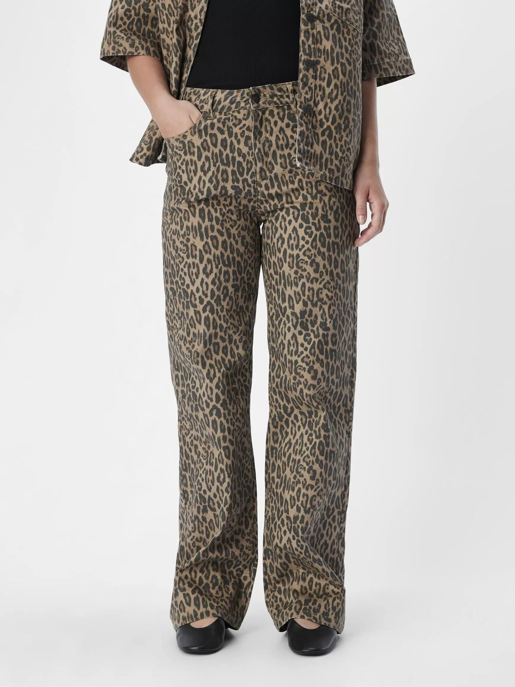 Dame OBJECT LEOPARDPRINT JEANS MED VIDE BEN